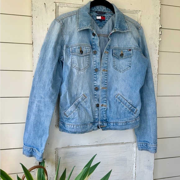 TOMMY HILFIGER, BLUE DENIM JACKET. SIZE S/P - Picture 2 of 8